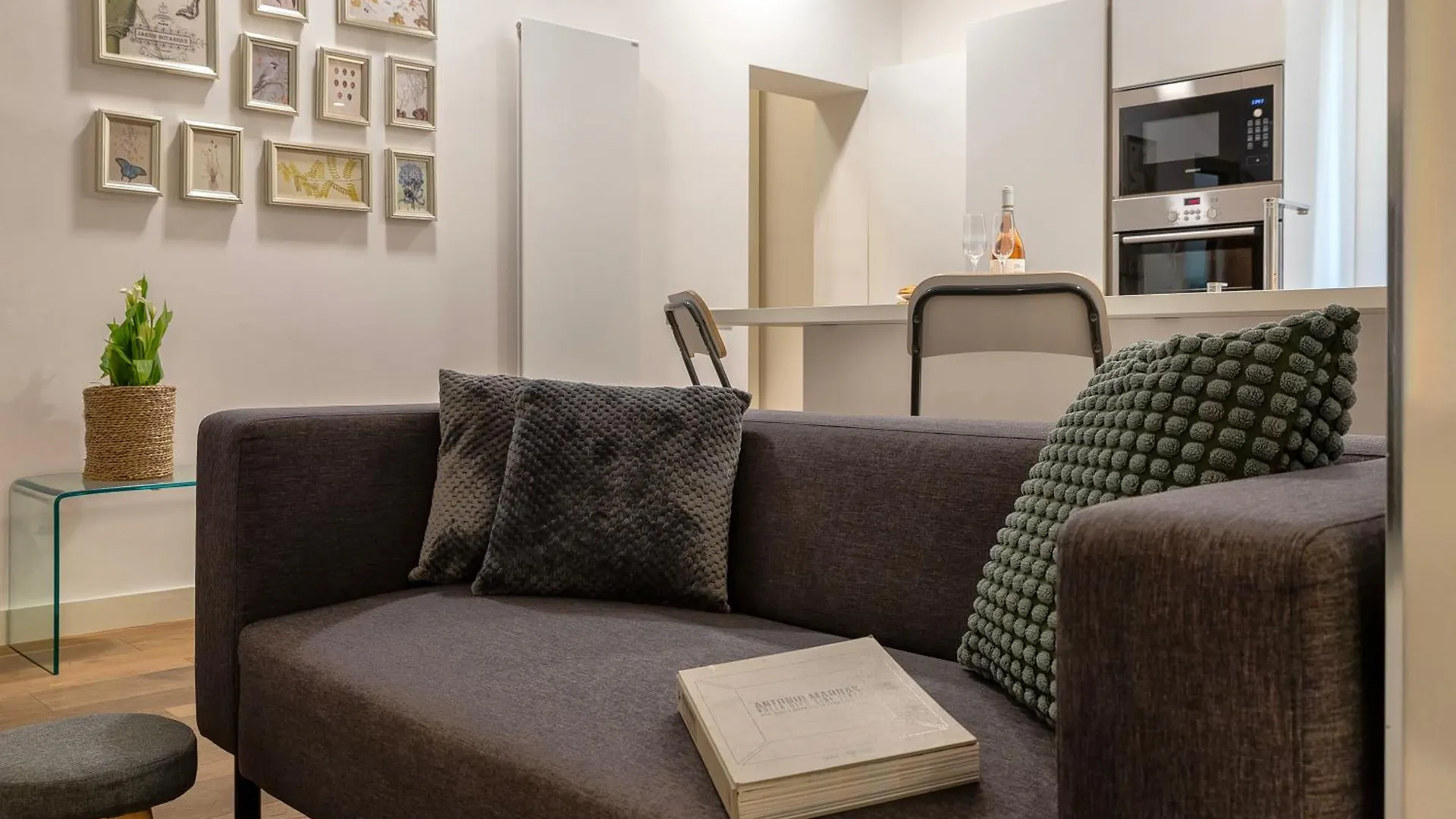 Casa Anto - Charming Apartment 50 Meters From The Beach Alghero 0*,  Italy